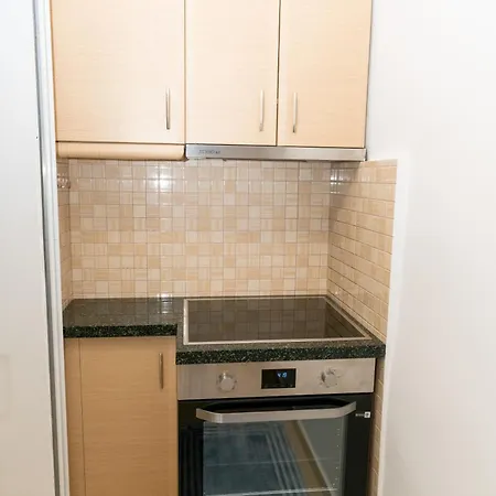 Enzo Apartment Sarande