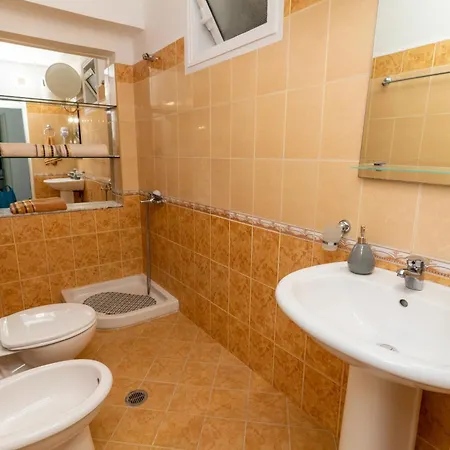 Enzo Apartment